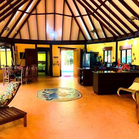 Villa Del Idaan โบกัสทาวน์ ภายนอก รูปภาพ
