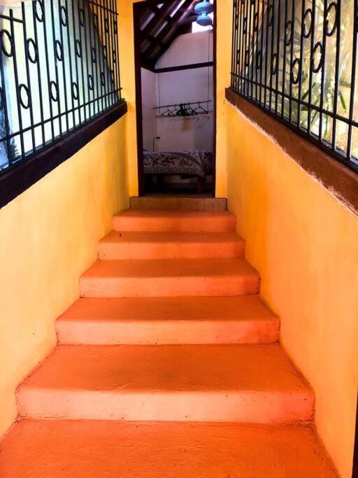 Villa Del Idaan โบกัสทาวน์ ภายนอก รูปภาพ